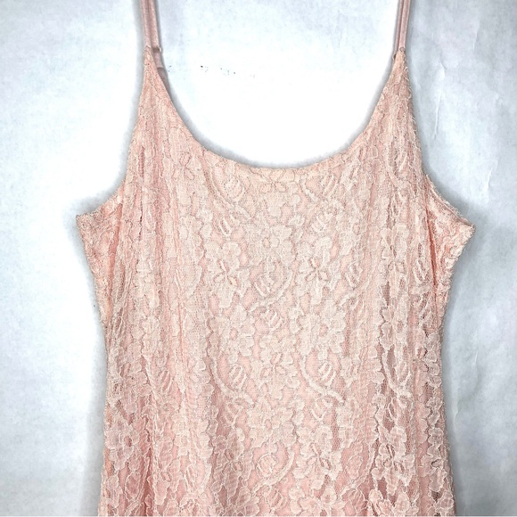 Forever 21 NWT Seashell Pink Lace Mini Dress Sz L Spaghetti Strap Valentines Day - Picture 3 of 8